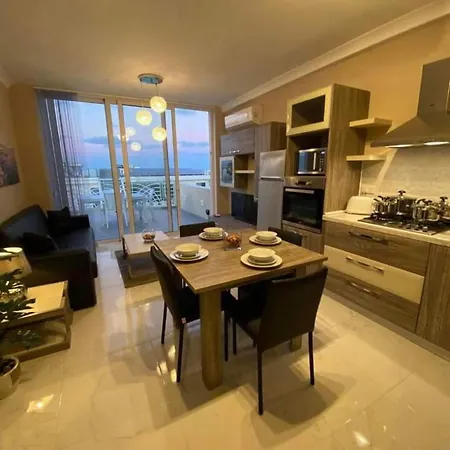 1 Bedroom Penthouse شقة